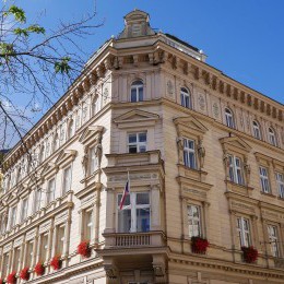 Prodej bytu 5+1 160 m² Janáčkovo nábřeží, Praha 5 - Smíchov